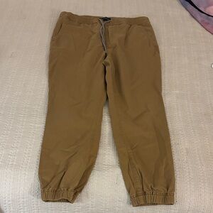 Aeropostale men’s brown cargo jogger